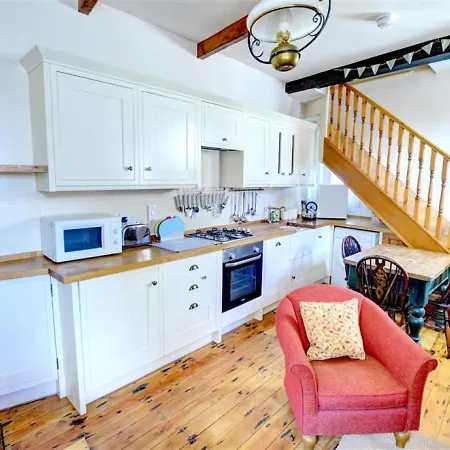 1 Bed In Whitby Oc-r049 Ferienhaus