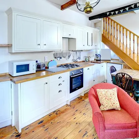 1 Bed In Whitby Oc-r049