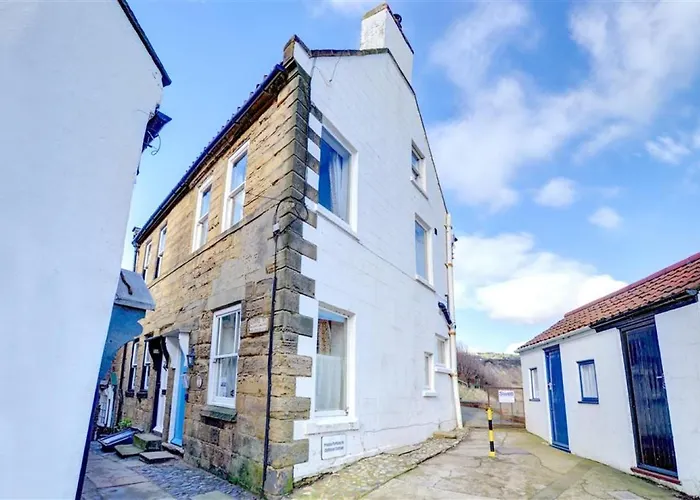 1 Bed In Whitby Oc-r049 * Robin Hood's Bay